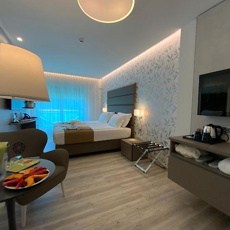 International Beach Hotel Ліньяно-Сабб'ядоро Екстер'єр фото