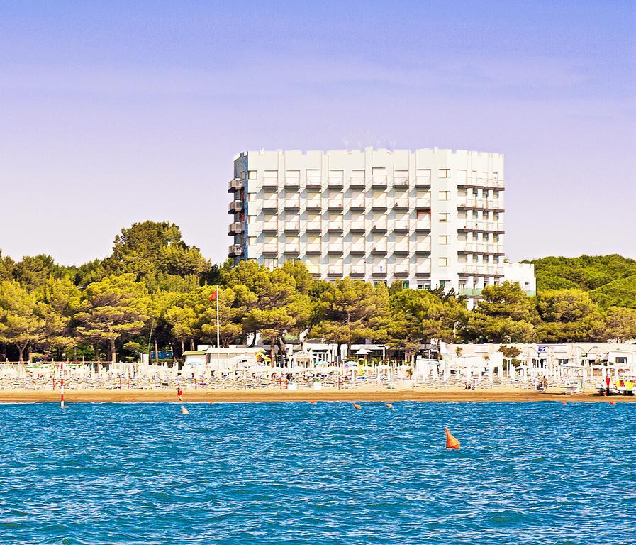 International Beach Hotel Ліньяно-Сабб'ядоро Екстер'єр фото