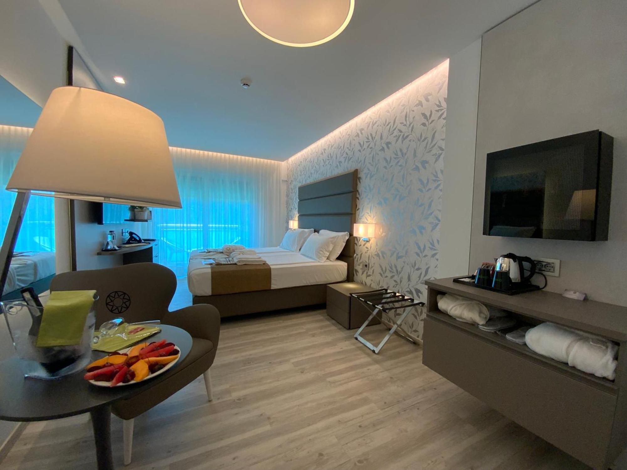 International Beach Hotel Ліньяно-Сабб'ядоро Екстер'єр фото