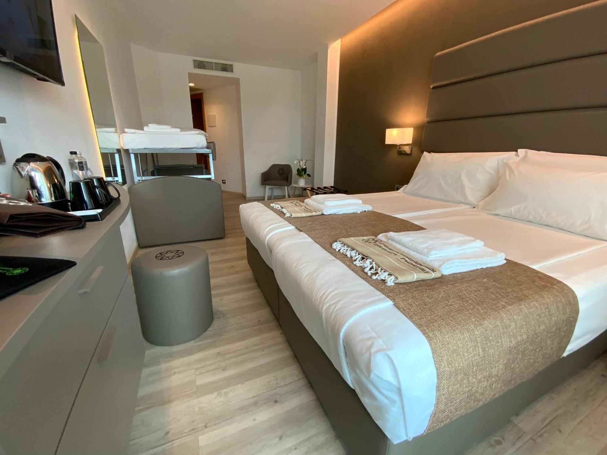International Beach Hotel Ліньяно-Сабб'ядоро Екстер'єр фото